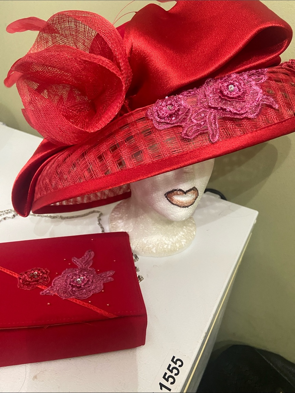 Gorgeous Church / Dress Hat w/ Clutch by Champagne Italy 🇮🇹 No Lowball offers